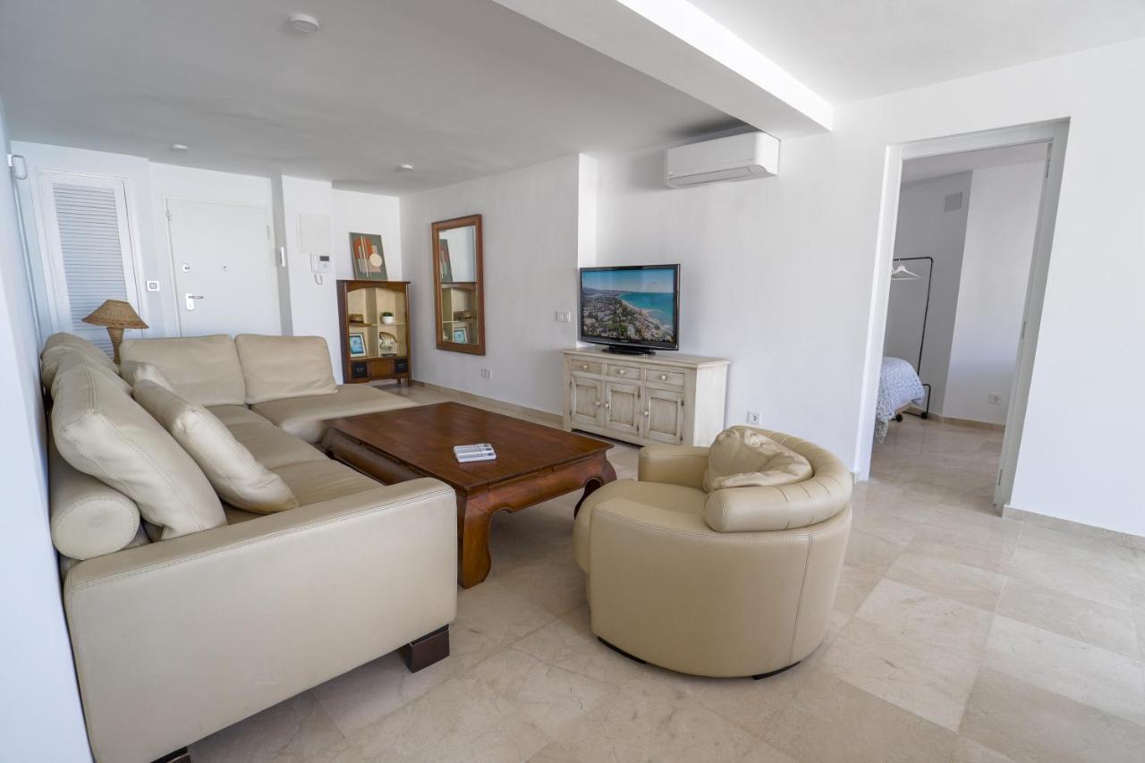 Marbella Centre Beachfront & Pool Ngoại thất bức ảnh
