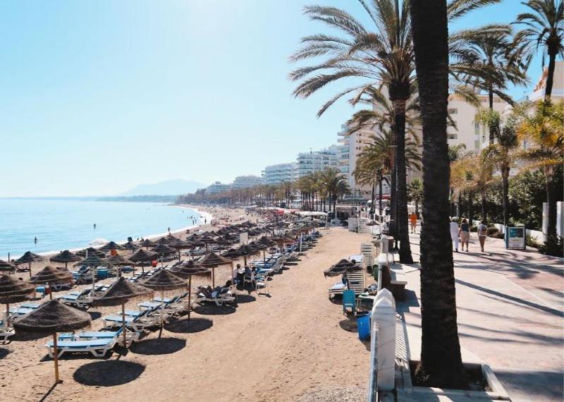 Marbella Centre Beachfront & Pool Ngoại thất bức ảnh