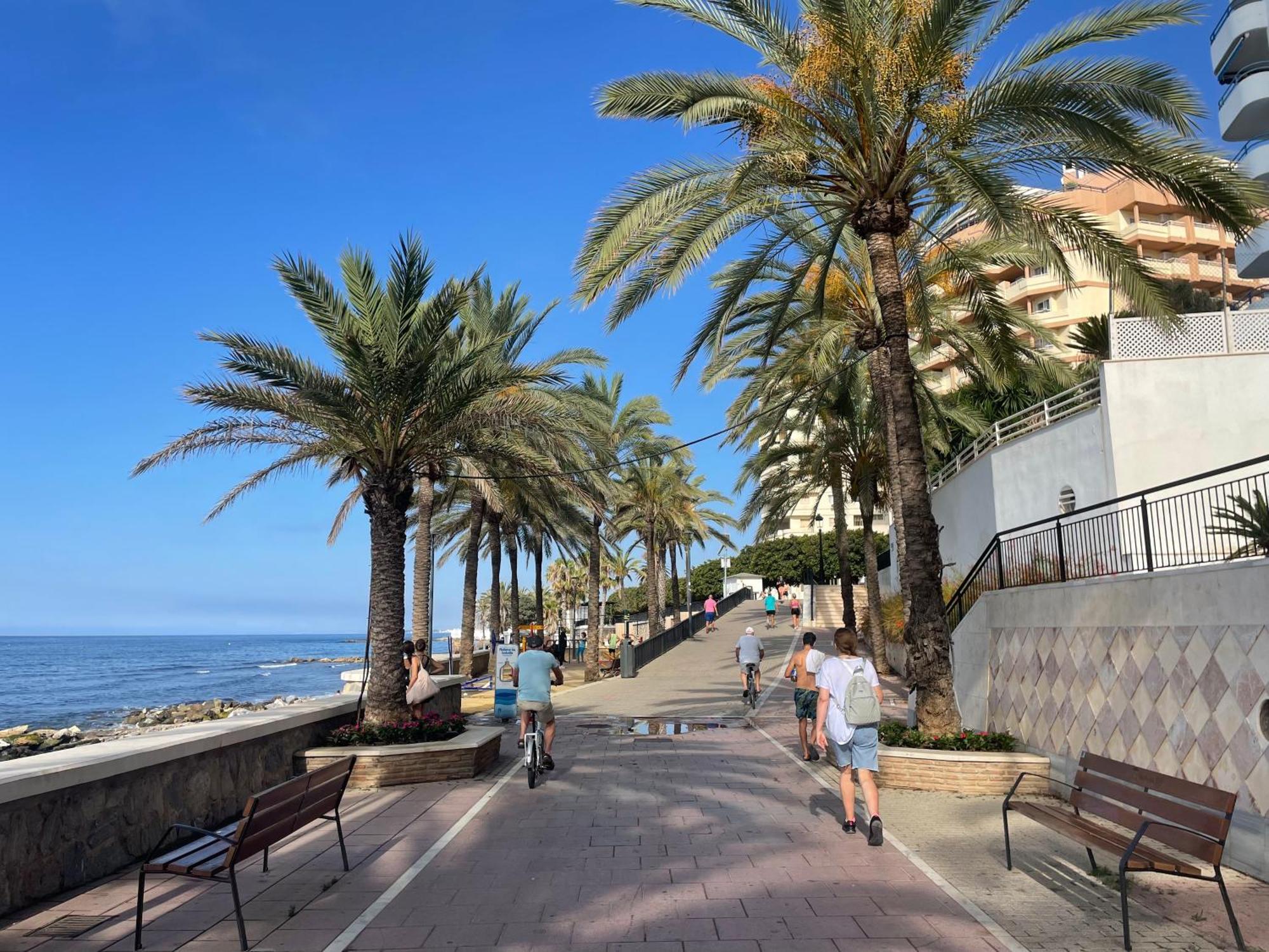 Marbella Centre Beachfront & Pool Ngoại thất bức ảnh