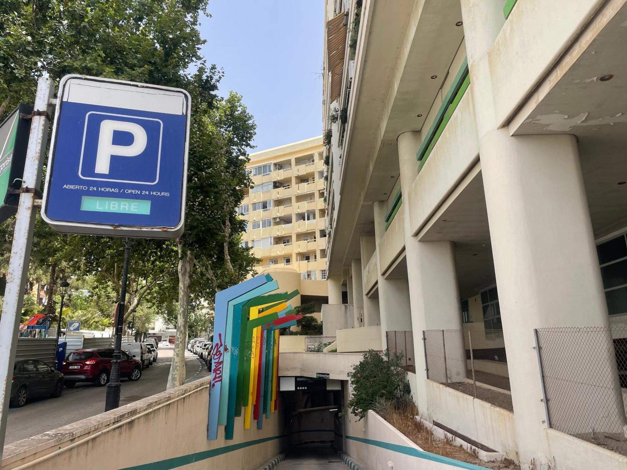 Marbella Centre Beachfront & Pool Ngoại thất bức ảnh