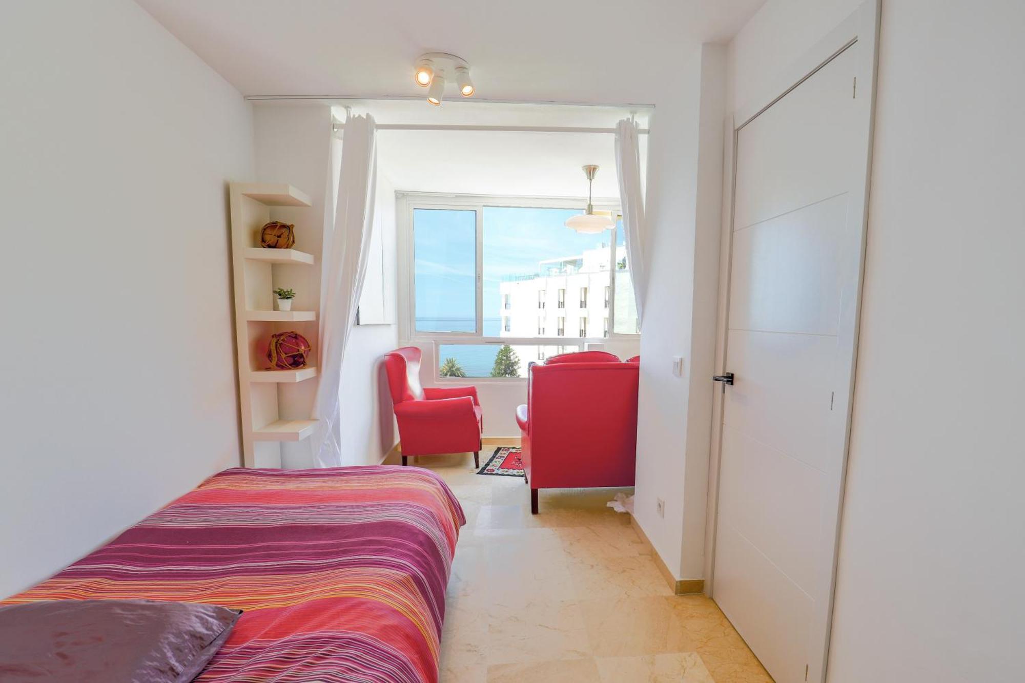 Marbella Centre Beachfront & Pool Ngoại thất bức ảnh