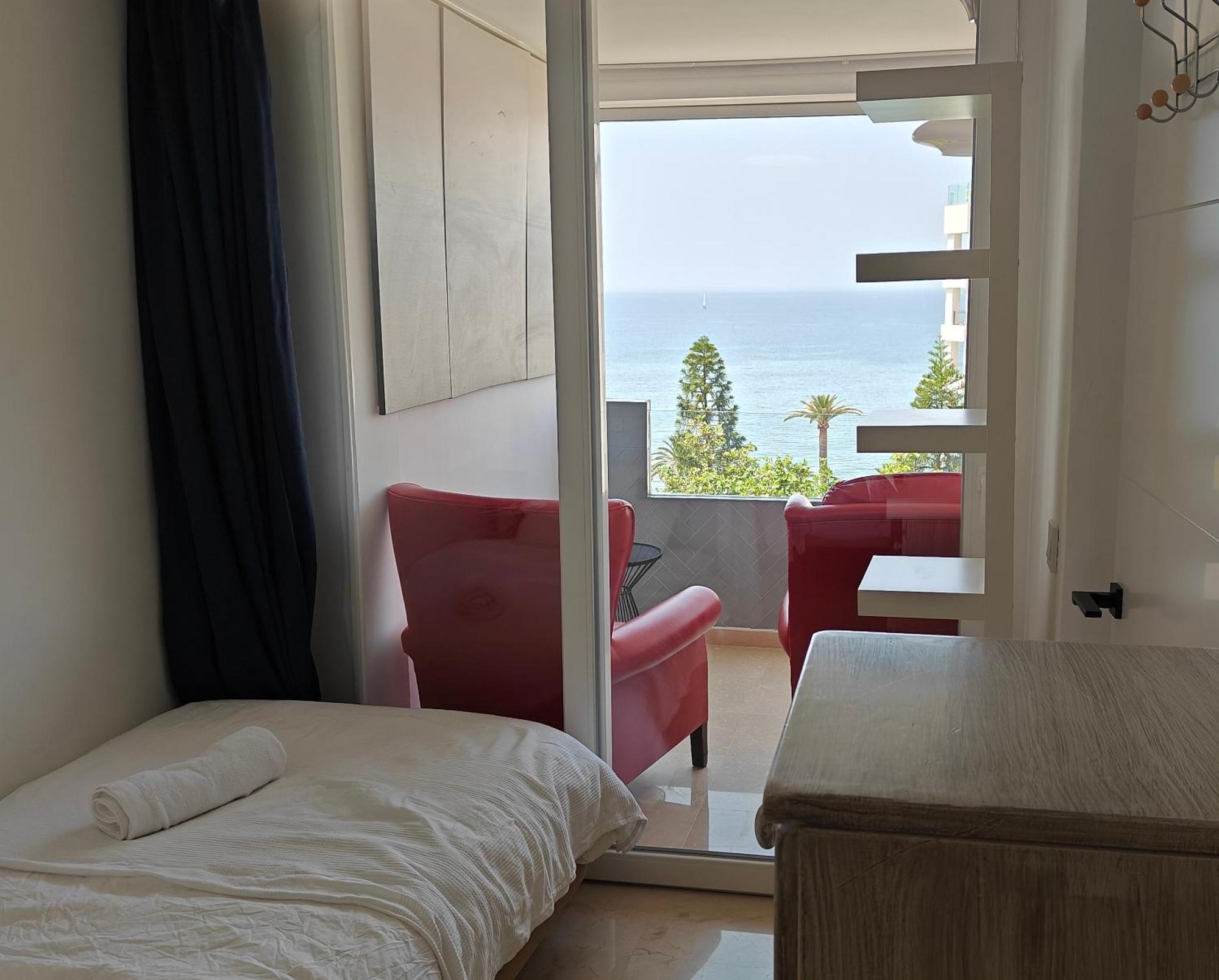 Marbella Centre Beachfront & Pool Ngoại thất bức ảnh