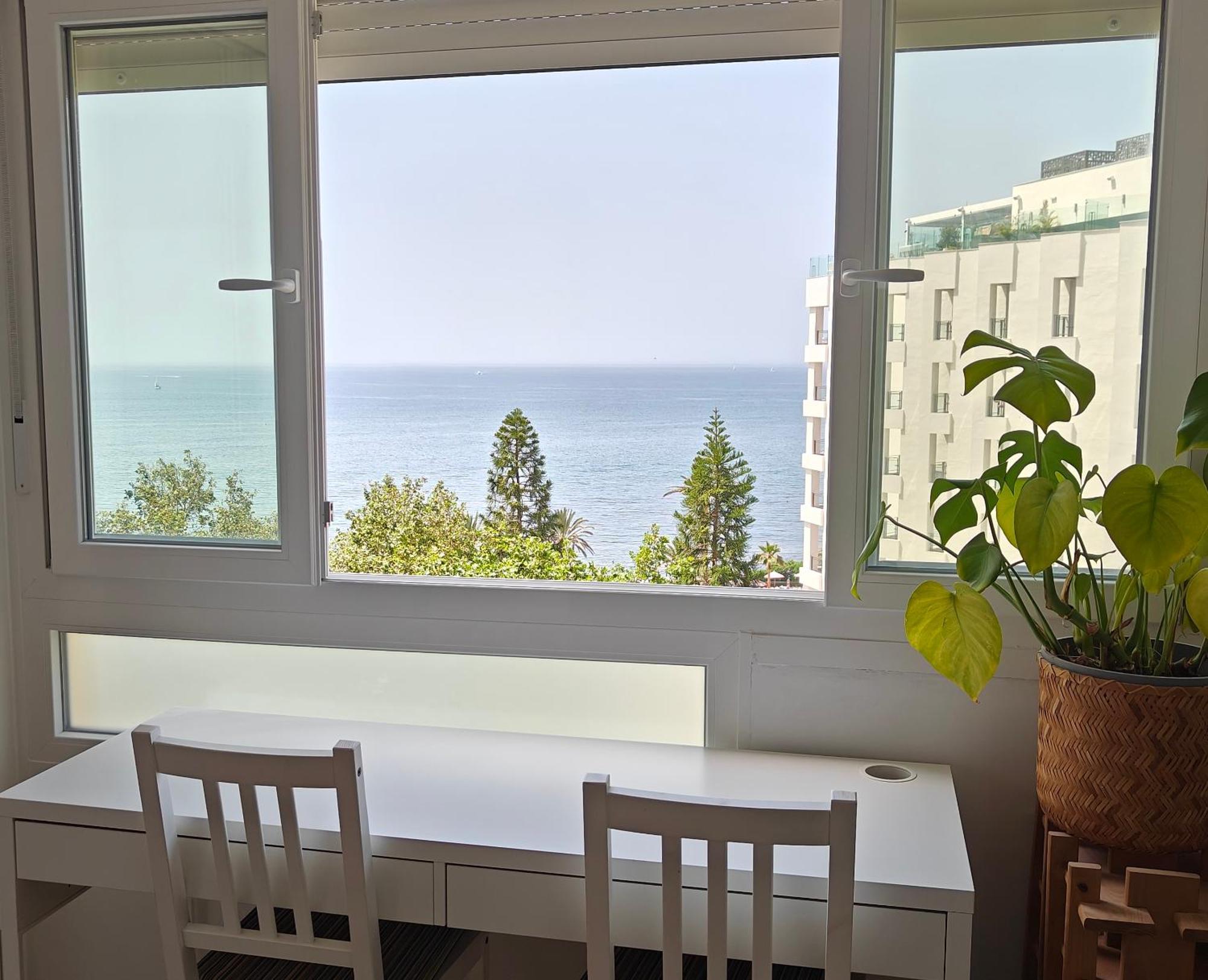Marbella Centre Beachfront & Pool Ngoại thất bức ảnh